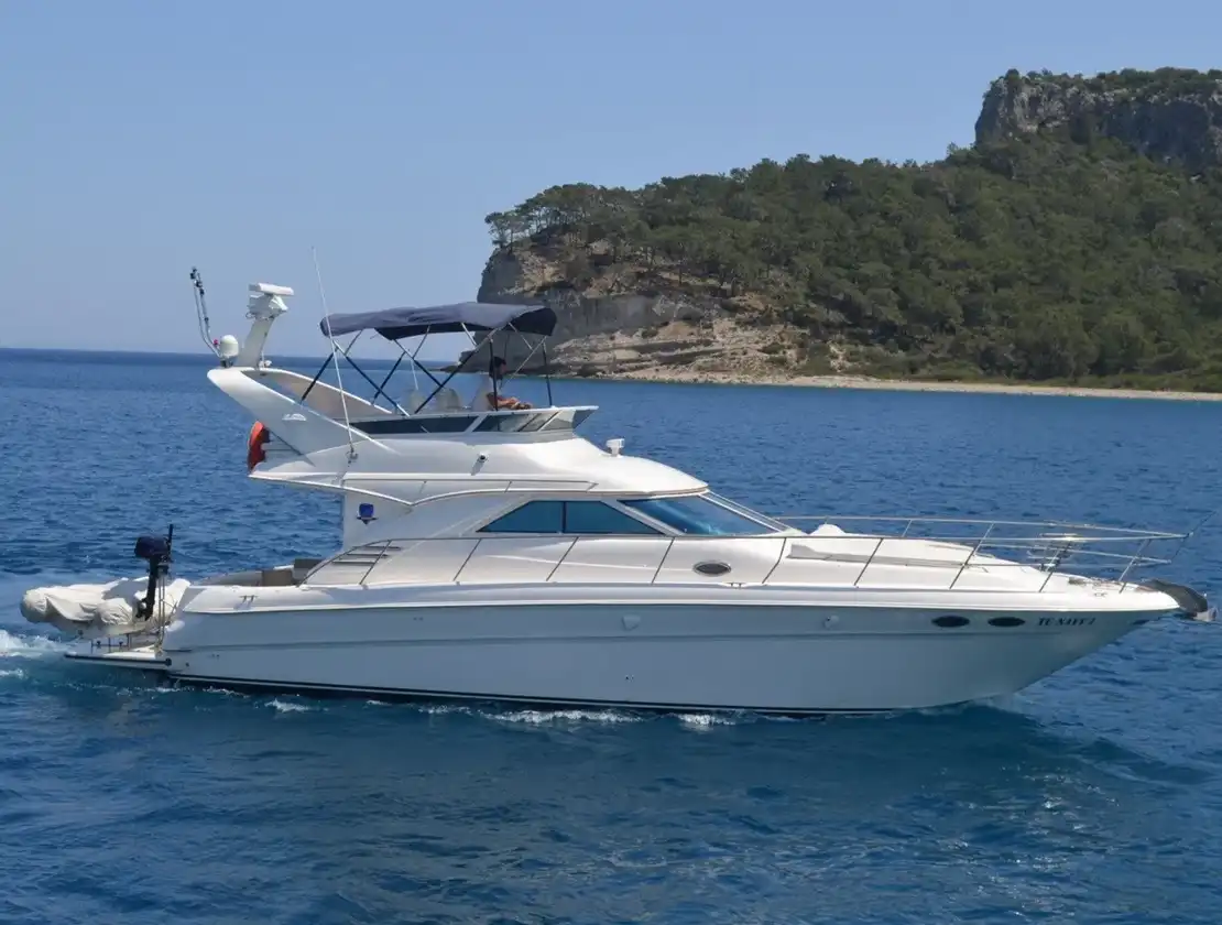 Kemer Yacht Rental 14m Custom Built VIP Motor Yacht – Economic Private Boat Tour Antalya
